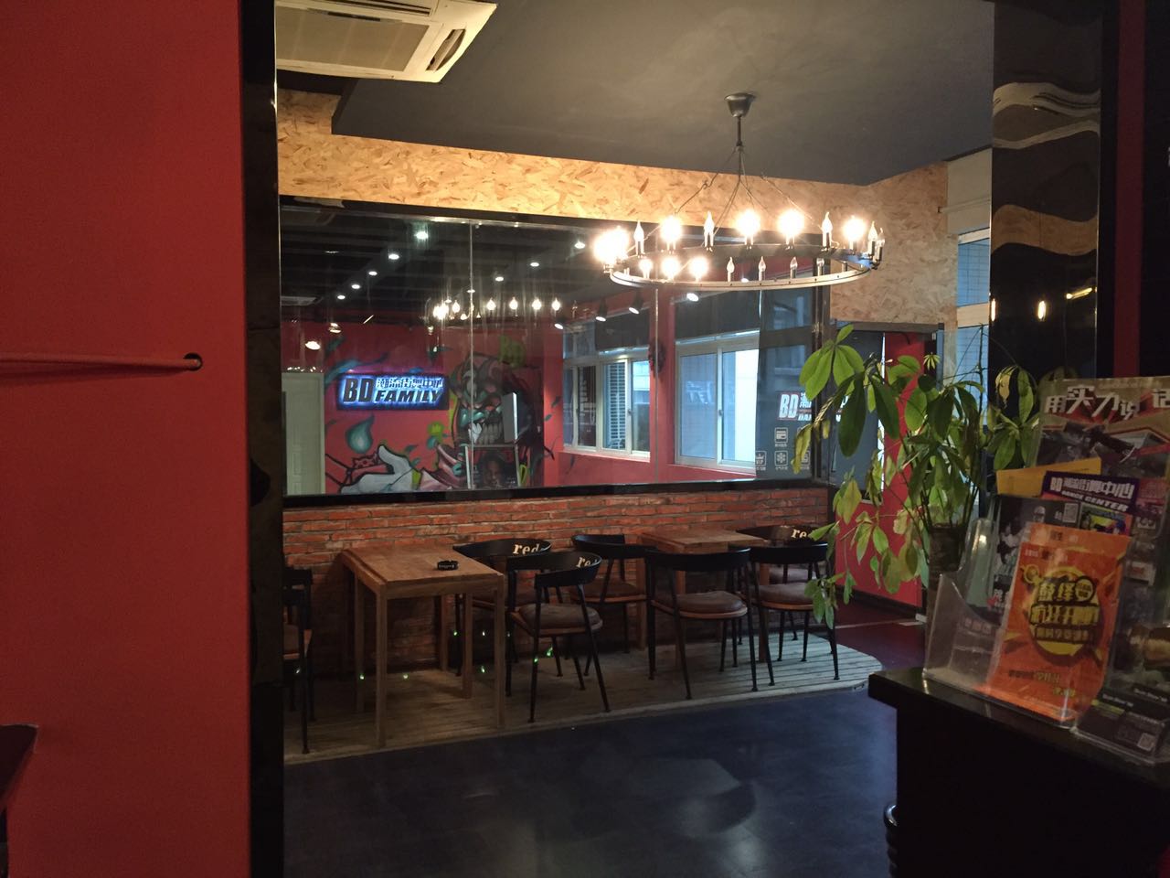 紡工店家長休息區
